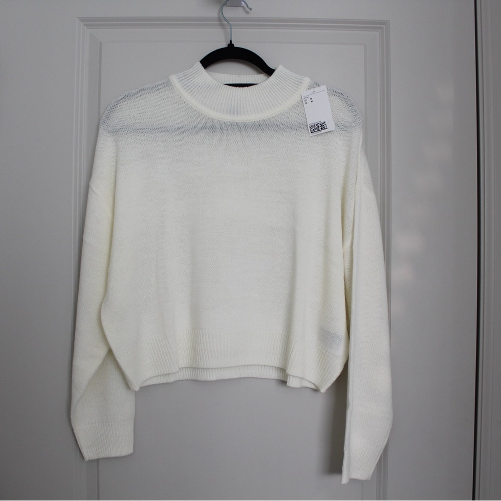 H&M Cream Women's Crew Neck Sweater